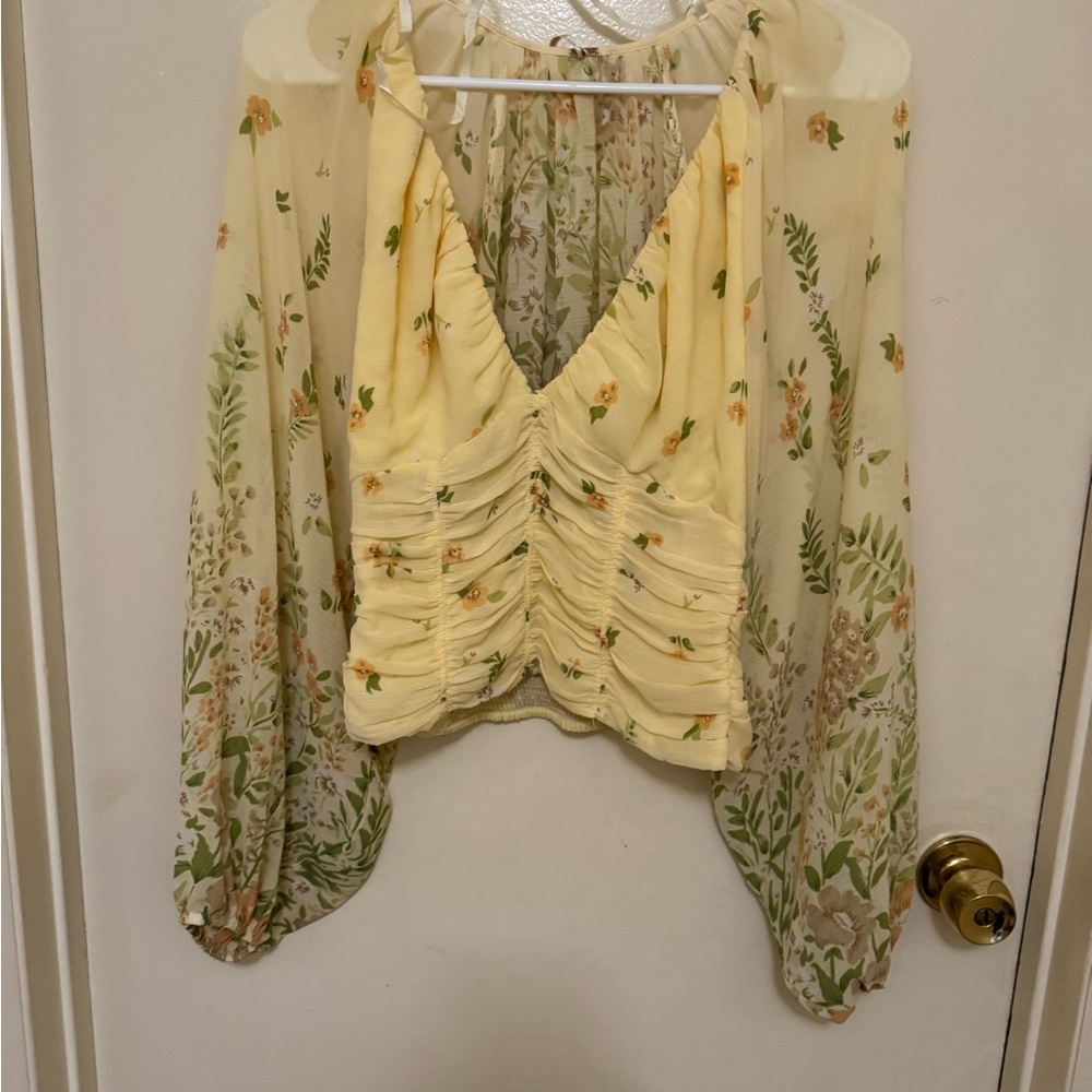 Free People final rose Yellow Floral Ruched Blouse - Picture 3 of 5